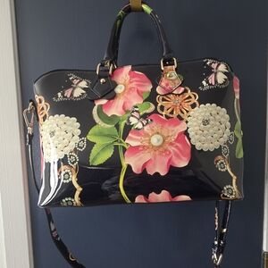 Large Navy Floral Vinyl Handbag
